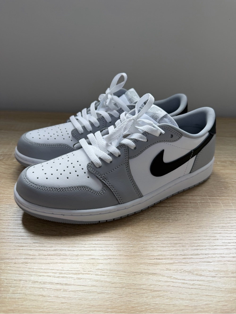 Jordan 1 Low ‘Barons’